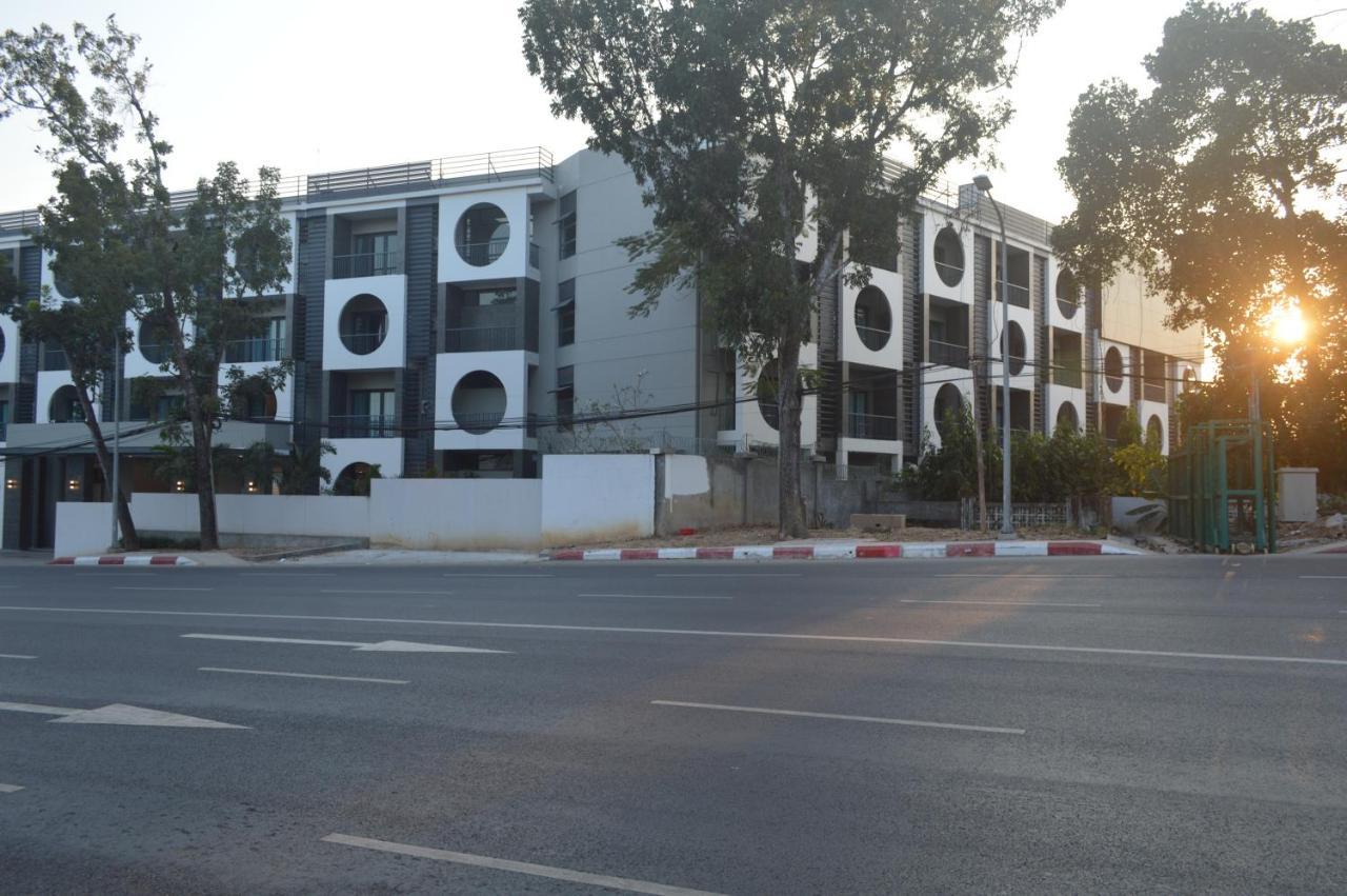 Airport Avenue Hotel Gyogon المظهر الخارجي الصورة